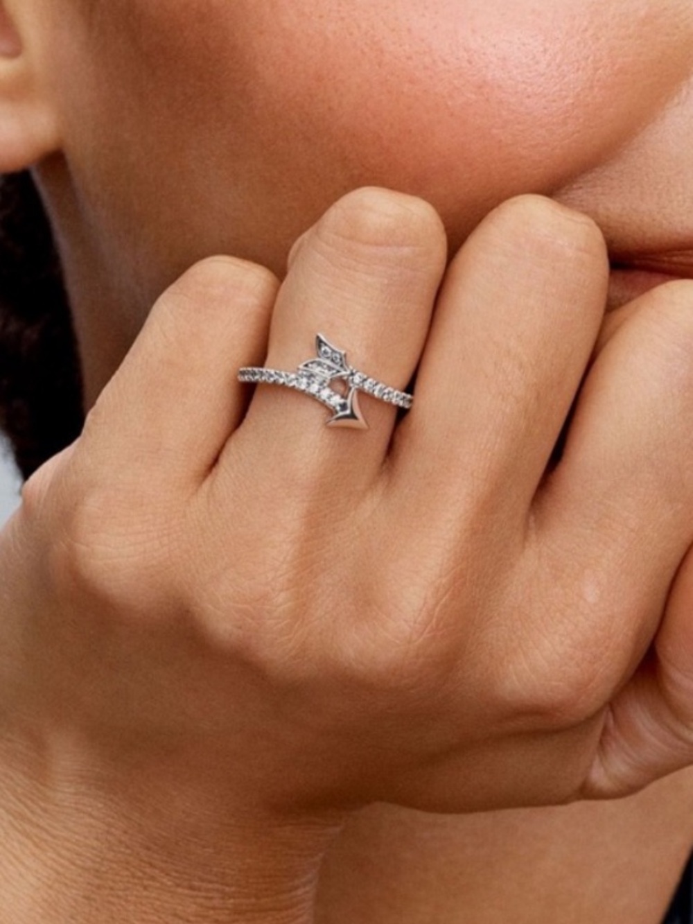 Pandora Sparkling Arrow Ring- Size 48/5